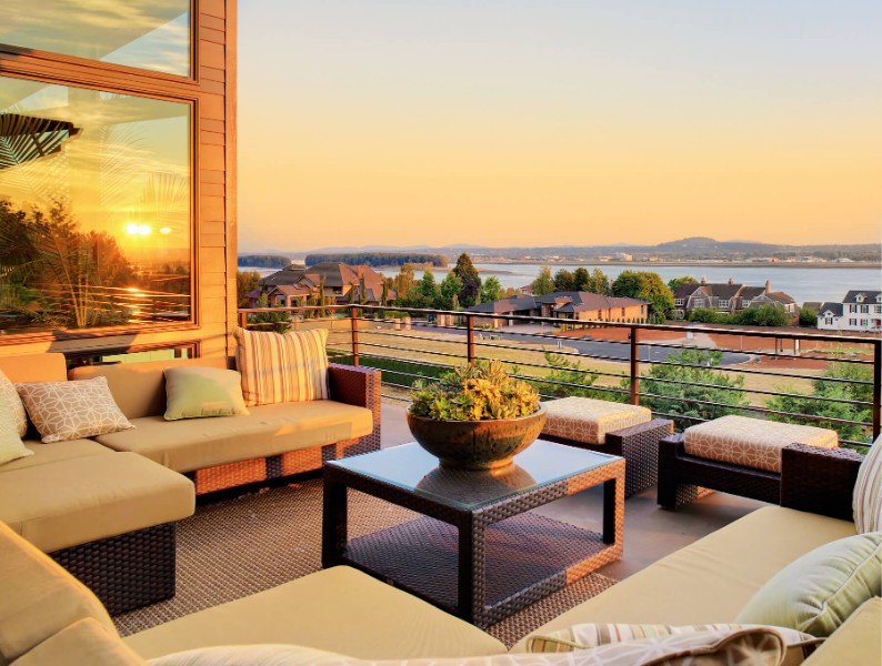 Lake Front Properties